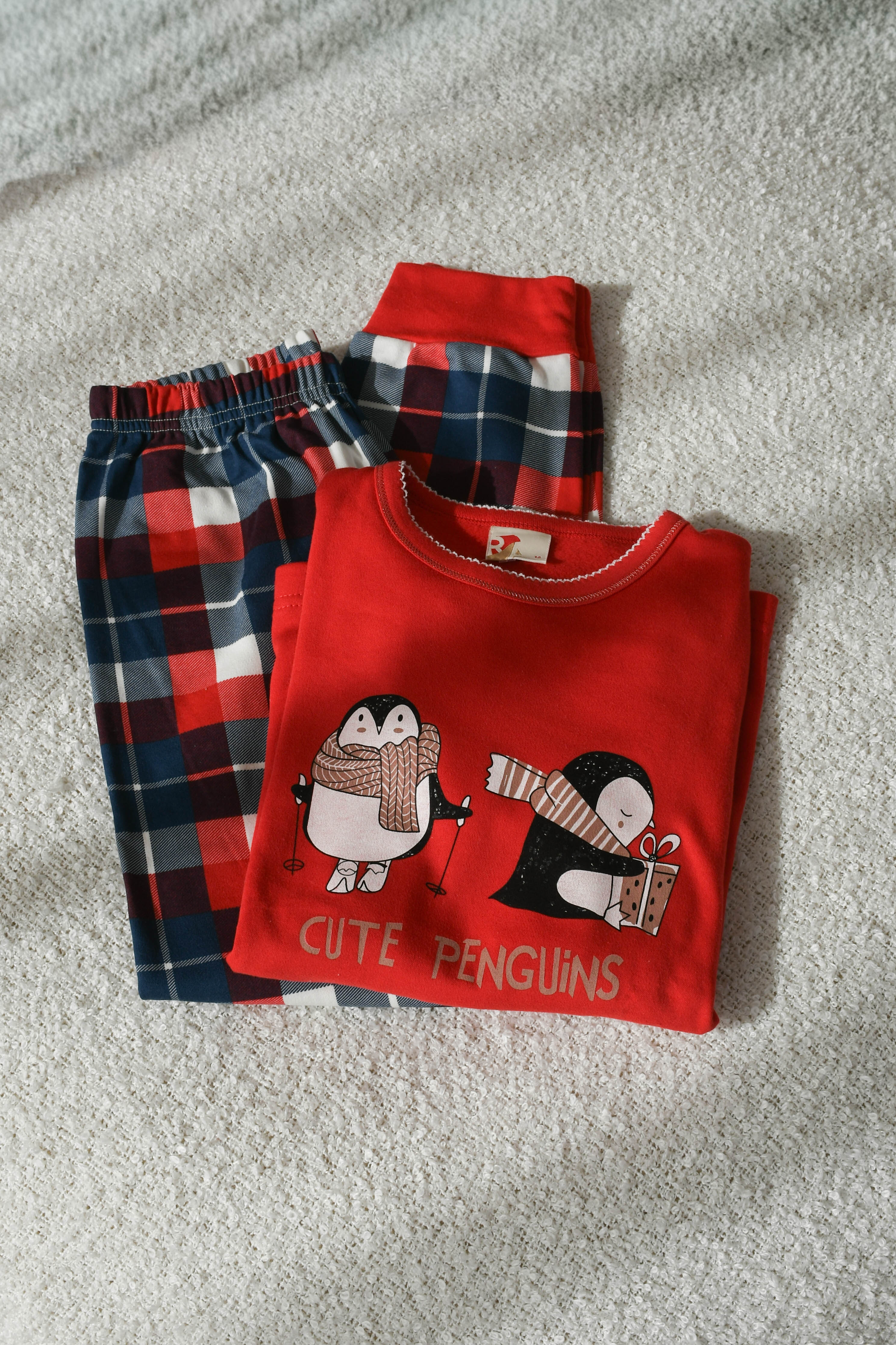Pijama Pinguinos Rojo Niña